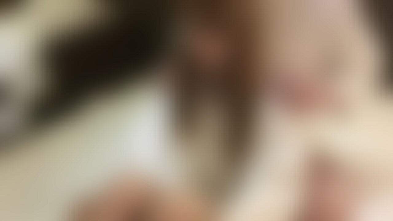 ファン登録してくれた会員さんと撮影会した時の写真や動画です💖
フォローといいねお願いします😍 (2/2)