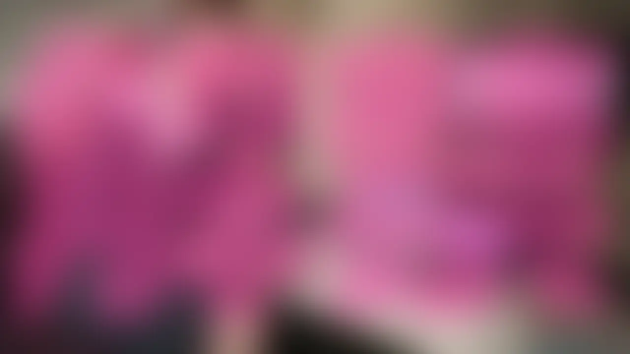 巨乳ティンダー人妻とラブホで映画鑑賞会。【完全版】
えつこ(31)
カラオケが大好きな人妻と昼間からデート。好きって言われるとキュンとしてしまうらしいので、とりあえず「好き」って言ってみた。上機嫌の人妻さんをホテルへ連れ込み、その後、ベッドでAV観ていたら…♡人妻らしい熟れた巨乳とフェラ…最高です😎
無料サンプルはコチラ⬇️
https://myfans.jp/posts/1623c39a-4d80-4862-8a2e-553164ece92c
動画は承諾を得て撮影しています。
無断転載は禁止です。
🌟フォロー🌟お願いします!
公式X開設しました!
https://twitter.com/USAPAN_TV (2/2)