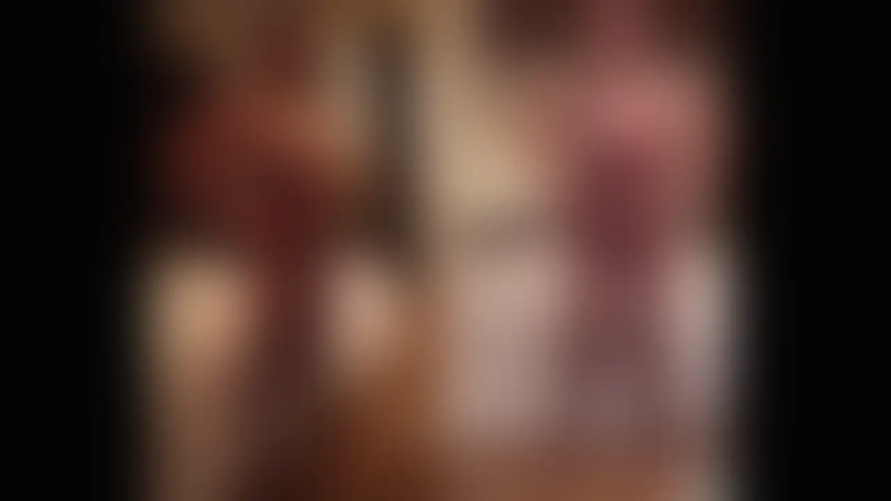 全身網タイツ❣️④
大量潮吹きから正常位、バックハメ動画☺️妻の姿をよく見てもらいたいので別アングル2画面で編集してます❣️
立ってベロチューしながらお互いの気持ちいいところをシコシコさわさわ❤️
その後立ったまま手マンで大量潮吹きを見せてくれました☺️
喘ぎ声が人妻感あって本当に気持ちよく潮吹いてるんだなと思えます😍
正常位でハメて最後はバックで💕妻の歪んだ顔がわかるように顔モザイク薄めにしてみました😍 (2/2)