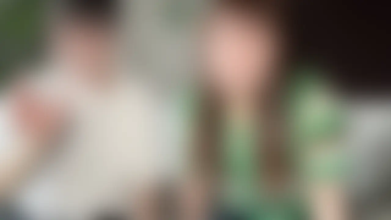 23歳色白事務員のお姉さんとハメ撮りしてきました。
157cmDカップの普段は事務員として働いている色白のお姉さんとのハメ撮りです。僕と会うためだけにエロい下着つけて来てくれたみたいでめっちゃテンション上がりました。
このムチムチ感抱き心地良くて、めっちゃ良いオナホだったのでまた今度使おうと思います。
39分40秒~斉藤さんやってるので是非ご覧下さい。 (2/2)