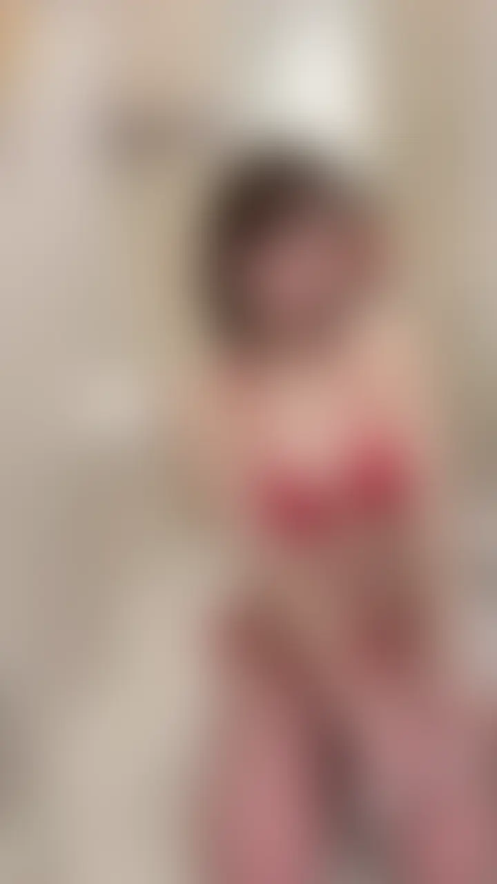 こんばんは★
更新遅れてすみません><
※そして重要なお知らせです※
5月から投稿のやり方を変更します。月額プランがなくなり、商品だけの投稿になります。月額プランに入会して下さっていた方々には申し訳ないのですが、商品のレベルも上げるべく為、その様な形にさせて頂きます。4月いっぱいは今迄通りの週1投稿をさせて頂きます。今後ともよろしくお願いします!!(>ω<)b
お引越しして初めての新居でのおなにしちゃいました//
しゃわおなってなんか初めてのおなの時を思い出してソワソワしちゃう。笑
えちしゃわおなで一緒に気持ち良くなってね♡ (2/2)