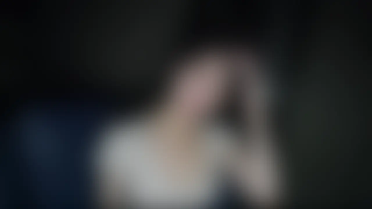 【顔出し】一部で有名らしいS級美女ちゃん意識飛ぶ寸前まで犯されて本気セックスで絶頂イキ中出しハメ撮り (2/2)