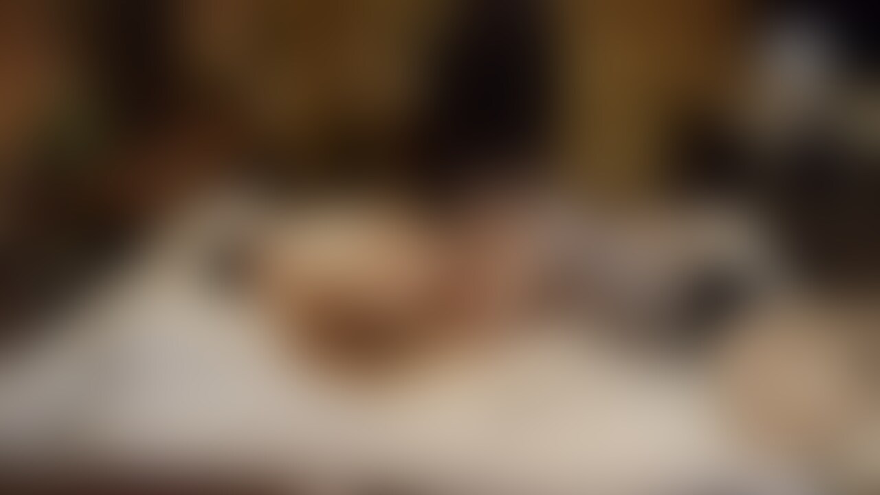 紐パンも脱げないドエロい淫乱
6○○○○○○の○○○束大好き介護士さん1-4
両手をしっかり引っ張手のクンニ。いい感じの喘ぎです。手足を全く動けず首を振って喘ぐことしかできませんね。足を開くともっとクリに当たりますね。足を開くともっとクリに当たって、それでクンニのフルコース。紐パンで来てくれたからエッチな脱がし方。紐を手マンでもパンツが落ちてきません。自分のエッチな汁でくっついてましたか。
吸うやつは足伸ばして手を引っ張って代わる代わる休ませません。ストップ?と聞いてもまだ行けますね。そしてクンニのおもちゃ。吸いついて舐められて…
バイブと吸うやつでW攻め。しっかりGスポットに当ててクリを押し出して、それを吸うやつでスッポリキャッチ。枕をしっかり握って足をしっかり開いてヤバいね。脚持ち上げるともっと奥まで。電マに代えるというまでもなく。グーッと足を引っ張って押し付け。喘ぎがうなりに。
○○○束されたいとのことで4点○○○束電マ。逃げたいけど逃げられない。もっと上からクリとバイブ攻めするために足の○○○束外してみました。 クリを押し出せるから電マ単独よりヤバそうね?
奥も止まってその分一気に放出。そしてクリにピンポイントバイブ (2/2)