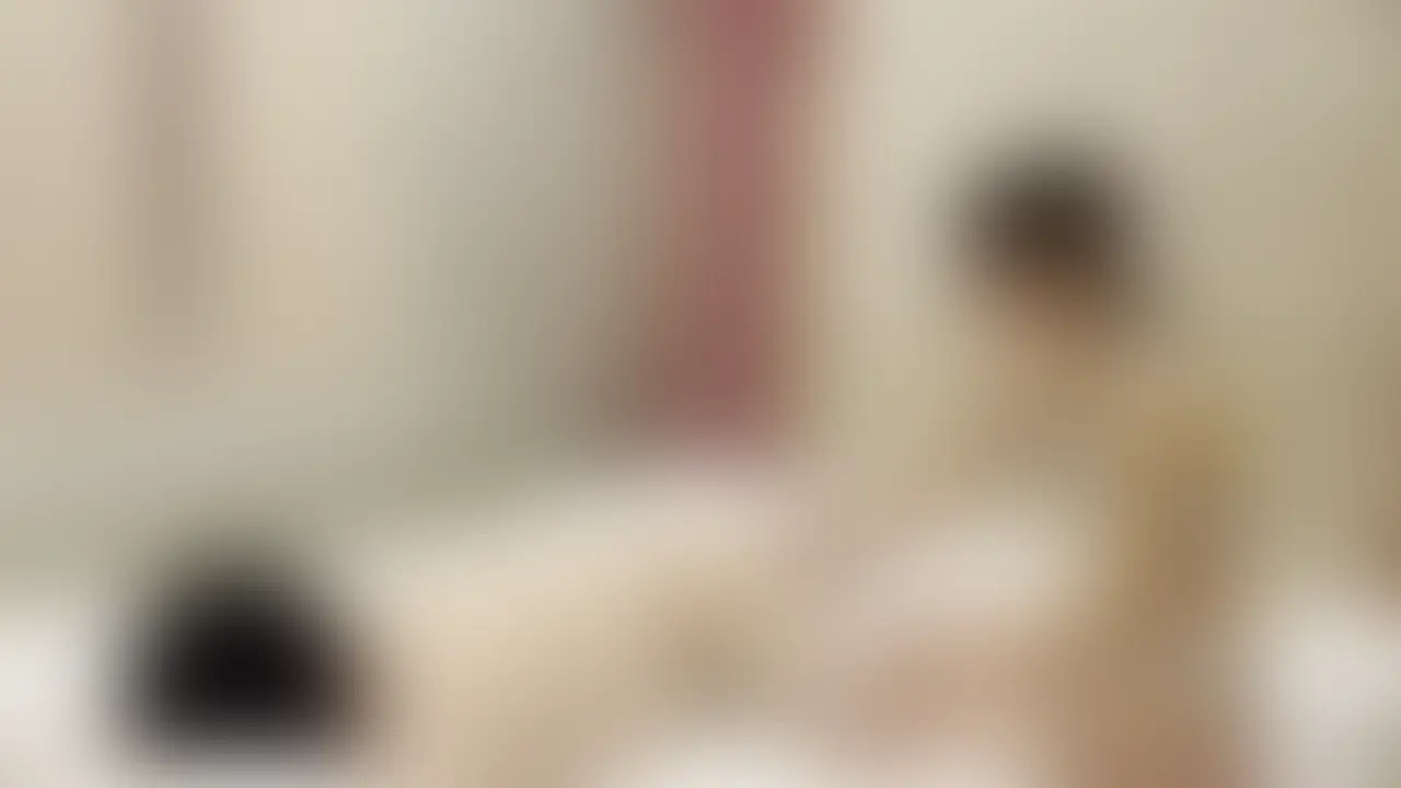 21歳／Dカップ／完全顔出し
はるな｜女子大生

斜め視点（全3視点中 3本目）
※別視点も順次配信予定。

――――――――――

＜完全顔出し＞

何回か動画に出演してもらっているはるなちゃん。
今回はカルバンクラインの衣装を着ての施術動画です。

当店で働きだして1年くらいですが
悪い意味で慣れてる感じになってしまいました。。

お店でも抜きをしてると噂がたっており
実際マッサージを受けてみてやる気が感じられなく
簡単にヤレそうだったので交渉してみると

すんなり受け入れてくれて本番です…。

※予告なく動画を削除する場合がございます。

――――――――――

【視聴方法】

●アルティメット加入で視聴可能
●単品販売（購入後は販売終了後も視聴可能）

―――――――――― (2/2)