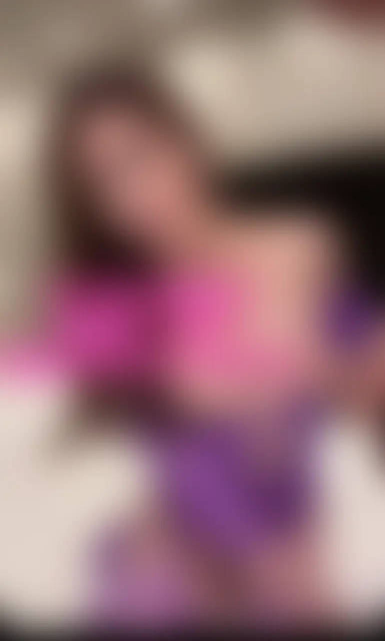 ギンギンに勃起したデカチンコを私の敏感乳首で乳首コキして責めちゃいました✨ sample 1