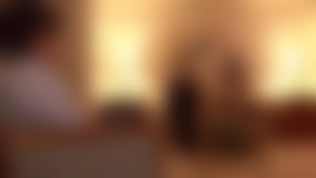 【本編動画前編】
彼女の悩み—
受け答えは柔らかく、立ち居振る舞いにも品があるアラサー人妻。
サロンを経営しながら、家では専業主夫の旦那と穏やかな結婚生活を送っている。
一見すると何不自由ない毎日を過ごしているように見えるが、彼女には誰にも言えない大きな悩みがあった。
それは、強すぎる性欲を持て余していること。
「本当は毎日でもしたいんです。できれば一度じゃ足りないくらい…」
そう打ち明ける彼女にとって、淡白な旦那との夜ではどうしても満たされない。
募る欲求を抱え込んだまま過ごすうちに、身体も気持ちも限界を迎え、刺激的な時間を求めていたという。

撮影当日—
当日は緊張した面持ちを見せていたものの、ひとたび触れられ始めると、その表情は少しずつ熱を帯びていく。
丁寧に責められるたびに上品な雰囲気は甘く崩れ、敏感な奥を刺激されると声を抑えきれずに漏らしてしまう。
普段は理性で押さえ込んでいた欲望も、快感を重ねるごとに隠しきれなくなり、次第に自分から快楽を求めるように変わっていく。
満たされなかった時間を埋めるように、身体は何度も悦びに震え、秘めていた本性をあらわにしていく——。

最後は—
一度解放された欲情はとどまることを知らず、さらに強い刺激を求めて自ら乱れていく。
恥じらいよりも快感を優先するようになったその姿は、最初に見せていた慎ましさからは想像できないほど貪欲。
我慢し続けてきた反動をぶつけるように、最後まで濃密な快楽に身を委ね、満たされてもなお余韻を欲しがるほど深く溺れていった。

これが、満たされない日常の裏で膨れ上がった欲望を解き放った人妻の結末—
#不倫 #人妻 #NTR #ぶっかけ #巨乳 #中出し #募集中 #素人 #個人撮影 #乱交 (2/2)