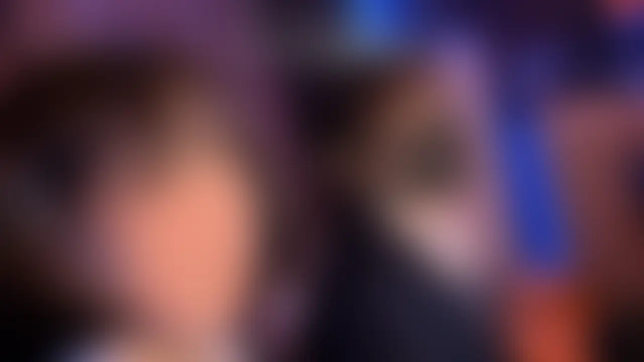 男の◯コラボ2弾。めちゃくちゃ可愛いみおちゃんとお揃いの制服でキス。でも生えてるんです。レズみたいでめっちゃエッチぃ勢いで中に、、、
男の娘みおちゃん
ふふふ今回、毛を剃ってツルツルに。笑
そして完璧に女性ですね。わら
こんな可愛いのに生えてるの本当不思議で私も麻痺します。笑
そしてイチャイチャしてたら興奮して
中ゆるし、ちゃ、いました (2/2)