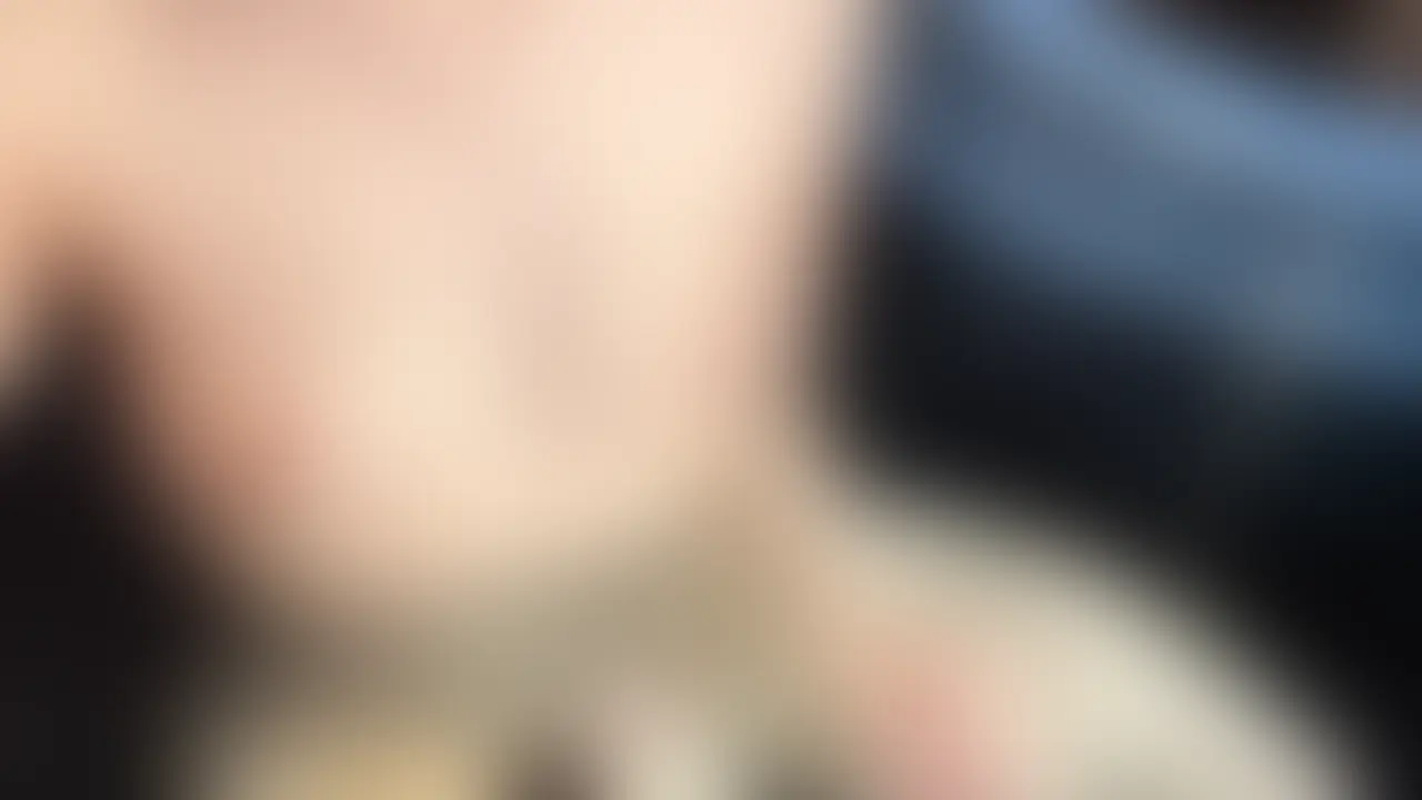 今回はルナと温泉デート気分でドキドキえっち…///
休日彼女になったルナがお風呂で乳首こんんなに弄られちゃって…
「もうルナの体弄って…乳首イキ狂っちゃう…///」って
ビクビク痙攣しながら腰ガクガク止まらなくなっちゃってるの…🥺💕

🌙再生時間💜
　【9:43】

🌙Xメイン💜
https://x.com/shirinruna_

🌙Xサブ💜
https://x.com/shirin_runa

🌙配信用💜
https://x.com/shirinruna_Live

🌙YouTube💜
https://youtube.com/channel/UCOkSwg4ChbygnYI4Rv8q7Eg?feature=shared

ーーーーーーーーー注意事項ーーーーーーーー
【販売作品について】
ご注文確定後のキャンセル・返品対応はいたしません
予告なく商品を削除される可能性がありますので前もってのDLを推奨しています
商品に関するメッセージをいただいても返答しかねますのでご了承ください
二次配布・無断転載・その他個人で聴く目的以外でのご使用はご遠慮ください (2/2)