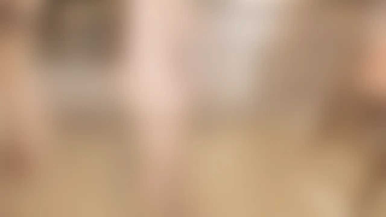 【142cm笑顔めっかわミニマム美少女はパチン○ス！？小さな敏感マ○コをぶっ壊れガチイキFUCK】小柄なボディに秘められた圧倒的な性欲！この女のエロさ、まさに沼ッ！もち肌BODYを電マ責め×悶絶固定バイブ！！最高過ぎるプルプル美尻が暴れ回って、声が枯れるまで喘ぎつづける！！ジャンジャンバリバリ！ (2/2)