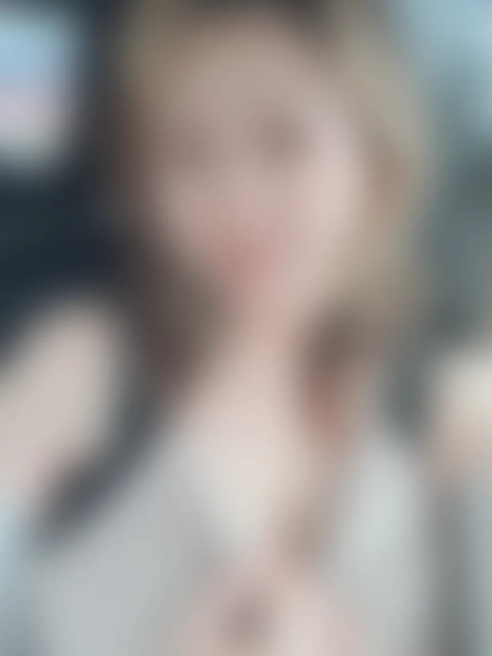 Hカップ巨乳人妻のふたば「車の中でおっぱい露出 おっぱい画像 #おっぱい #顔出し おっぱい画像 #おっぱい」の投稿サムネイル