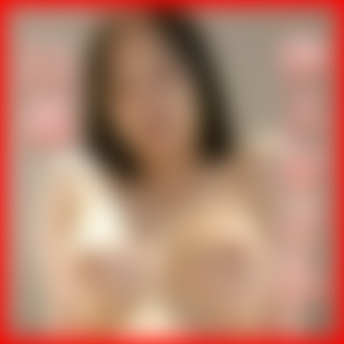 21歳 身長167 体重53 B98W62H93
バイトとパパ活に性を出す都内の女子大生、マッチングアプリにて交渉を行い今回ハメ撮りと相成りました
前もって写真とプロフィールは得ていたのですが、実際に合ってみるとスタイルの良さと美貌に圧倒されます
ゆっくりと服を脱がし、乳首を吸い、ねっとり手マン、バイブ攻撃を行った後、生で挿入!
最後はパパ活女子への天誅も込めて中出しでフィニッシュしました (2/2)