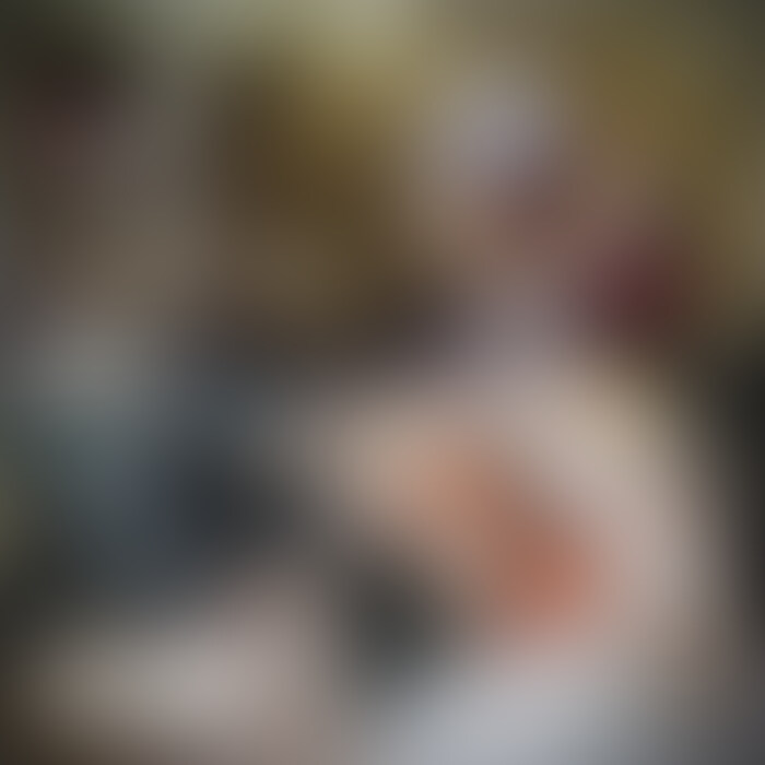 【顔出しバージョン】

こんばんは🐶♡
今週の新作動画アップです！

今回はコスプレ動画です🎀
なんのキャラかわかるかな？？

バイオ４のリメイク版が発売されたということで
アシュリーのコスプレでえっちしました♡ 似合う🥺？？

まおくんが好きみたいなので、いろんなシーンを再現して撮ったよ☺️
手足と包帯でぐるぐるにされたまま電マ当てられたり、
まおゾンビにおっぱい舐められたりしました😈♡
（おっぱいのペラペラソースで検索してみてください笑）

そしてその体制のまま正常位で生挿入…
気持ち良くてしんじゃいそうだった😳
鏡の前で立ちバックもしたよっ
洋館ぽくておしゃれな鏡の前でするの、
なんか悪いことしてるみたいですごくムラムラした😯❤️‍🔥

最後はおしりにいっぱいぶっかけられて…🥺💗
コスプレえっち、いつもと違って新鮮で楽しかったよ♪

ビビリなので笑、ホラー系のゲームは苦手なのですがせっかくなのでプレイしてみます🎮♡

今週も見てくださってありがとうございます🐶！ 
［いいね♡］とコメントお待ちしてます🙌

Ps.ブーツはおろしたてで綺麗な状態でベッドに乗ってるのでご安心ください！


カップル / 素人 / 個人撮影 / おっぱい / ハメ撮り / 人妻 / 巨乳 / フェラ / オナニー / 変態 / 裏垢女子 / パイパン / 美乳 / 中出し / 手コキ / 顔出し / エロ / 夫婦 / 流出 / イチャイチャ (2/2)