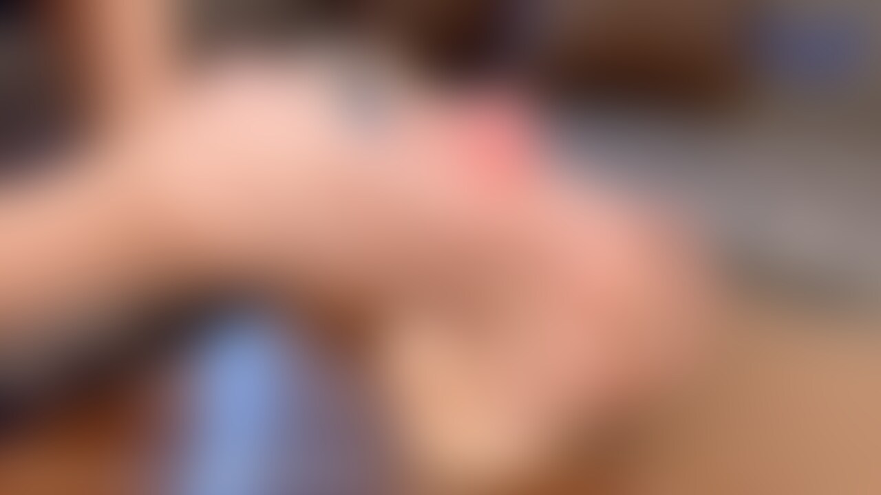 ディルド生足コキのクローズアップ版の動画です。足の指や指の間、足の裏がはっきり見える足コキは好きですか?
全身バージョンはこちらです⬇️
https://myfans.jp/posts/4867a37a-8084-443f-9221-0ffe77398ab2 (2/2)