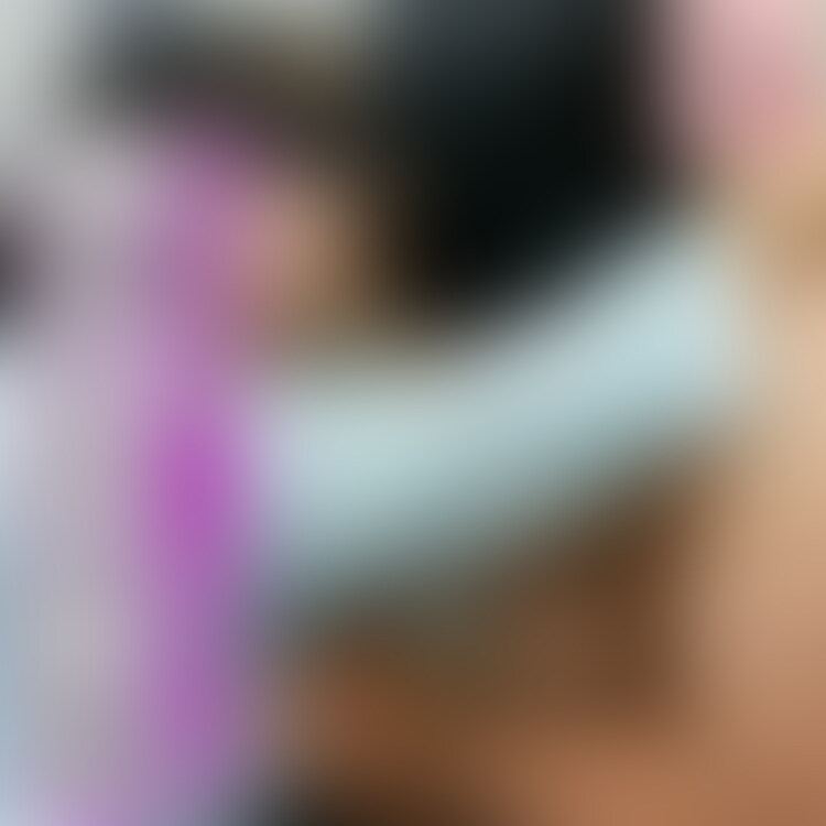 今回は伝説の巨漢男子×デブ専女子のパーティー『オーク会』にぽっちゃりちかちゃんと遊びに行ってきた時の動画です。
今回は特別に取材OKの男性がいたのでフェラ抜きさせていただきました!
外から聞こえる楽しそうな声に、フェラをされたいと待ち構える男たち…想像以上の空間でした
次は君が参加する番かもしれない🐽
童貞さんもやりちんさんもデブ男子、ガチムチ、ゴリマッチョさんはどーんと来い💪
デブ専女子は都市伝説じゃないけど
太ってる男子が騎乗位しかできないっていうのは都市伝説🤪 (2/2)