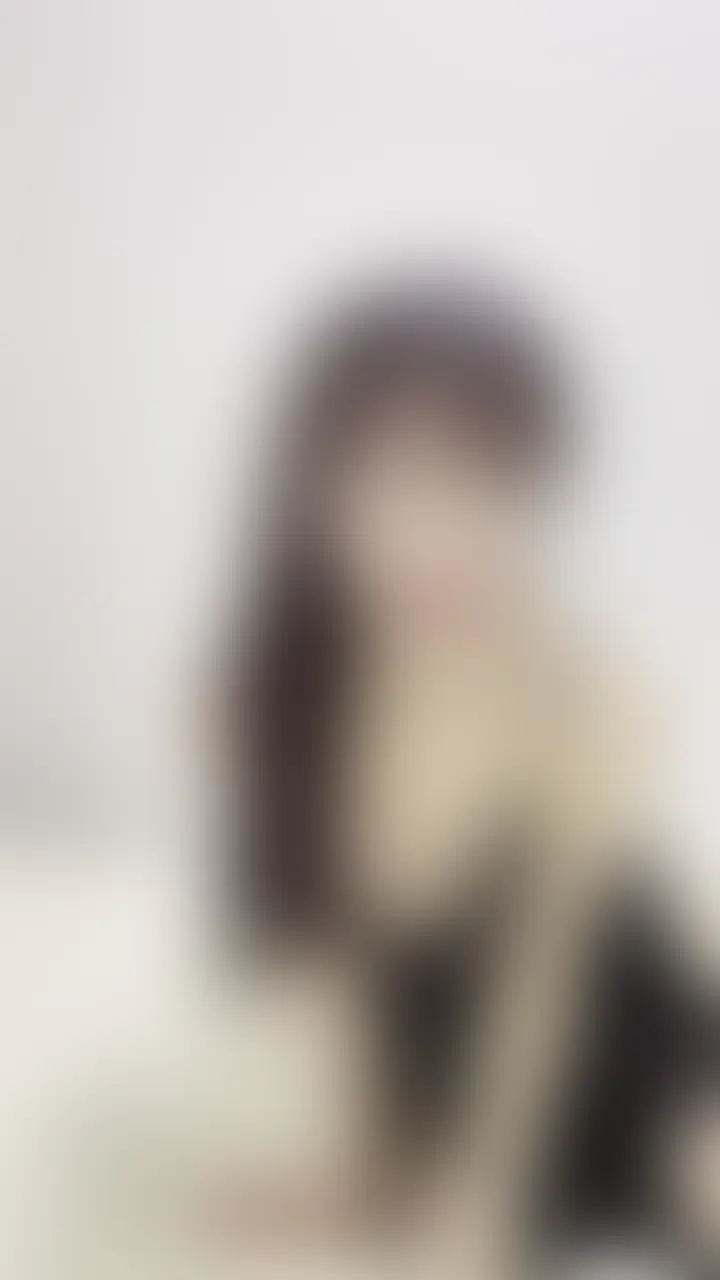 人妻と不倫💜母乳ママあやねが乳首コリコリ大興奮で大噴射…💦
右の【いいね】【保存】もしてくれたら嬉しいです🤍
人妻あやねのおうちにお泊まりに来ませんか…?
えちえちな部屋着着て、
秘密の夜を過ごしましょ…💜
ドキドキのお泊まりが始まって大興奮したあやねは、
あなたのおちんちんを…🙈💓
そのまま興奮しちゃって
母乳がまたまた止まらずピューピュー飛んじゃいました💦
あやねのぴちゃぴちゃぐちょぐちょのあそこ、
あなたならどうしますか…? (2/2)