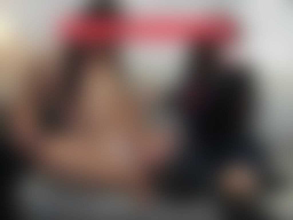 🎀M少女と女装子のいけない遊び

内容：セーラー服女装子がM少女をいじめて遊んでいる動画です。ドM少女のお尻がsexyですよ。(16:18) (2/2)