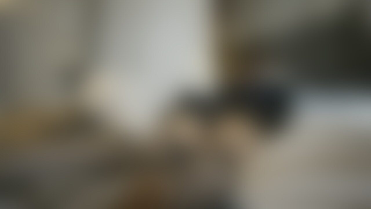 ハロウィン動画完成しました!映像綺麗すぎてこわいです!
コンカフェ譲みたいですがよーくみたら小悪魔衣装になっています!
前半まったり後半は激しくなり中イキしたあとすぐに潮吹きさせたら気持ちよさそうでした!えっち終わった後ベッドも衣装も汁まみれになりラスト新しいカメラに...!?!
去年のハロウィン動画も見てね♪
▶︎https://myfans.jp/posts/023c760d-14d7-4a5b-91eb-876416e46c30?utm_medium=referral&utm_source=share&utm_campaign=post_share (2/2)