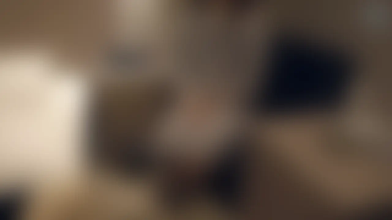 アジア人留学生/30代/セフレ/アナル開発済み/カウンセリング有
🙇ご協力のお願いです🙇♀️
いいね❤️や些細なコメント✍️でもいただけると活動の励みになるのでぜひご協力お願いします!
アプリで知り合ったアジア人留学生のセフレと初のハメ撮り。
最初は撮影にあまり乗り気ではなかったけど、何度かsexをして信頼をもらえたので、上半身を隠すならいいよ(諸事情により)ということで、撮影の0Kをもらいました!
彼女は超がつくほどのドMで昔のパートナーの開発されまくったみたいです。
なので今回はアナルマッサージをしながらそのままハメ撮りをしてきました。
撮影ではアナルは初めてだと思いますね!
※ただし今回はアナルセックスはしていません。
ゆっくりほぐしながらおもちゃを入れてそのまま2つの穴を気持ちよくしてきました。
アナルで感じる姿やイマラチオでむせる姿、激しいセックスに感じる姿をぜひご覧ください。 (2/2)
