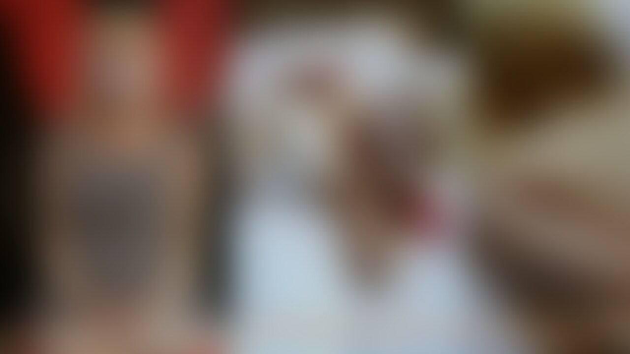 副菜と考えていた足裏くすぐりで驚異の大ヒットを記録した金髪ギャル待望の全身くすぐりバージョン!
撮影当日に約束の時間にあろうことか遅刻・・・
通常なら○○○を使用するのですが、遅刻の罰で重厚感あふれる黒い手錠をかけて○○○束しています。
くすぐりやすくするため下着姿にすると、スレンダーボディにきれいにおっぱいは見もの。
くすぐりフェチでないけどくすぐりに弱くひたすら「くすぐったい!w」を連呼
様々な態勢で○○○束するたびに大暴れをする始末・・・
Xにて要望の多かった通常カットする○○○束シーンを収録しています。 (2/2)