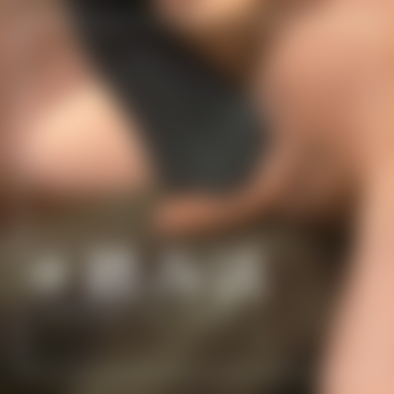 ZOOM IN Ver. 踏み活×ハイソ足コキ×ルーインドオーガズム(Ruinedorgasm)×S女痴女×M男
下品なマゾちんぽが踏まれてる様子
がドアップだよ
使い古した靴下履いて思いっきり踏んでやった
イク前に少しだけ精子が漏れ出てた・・・
興奮しすぎると精子先走るの???
キモすぎるんだけど🤮 (2/2)