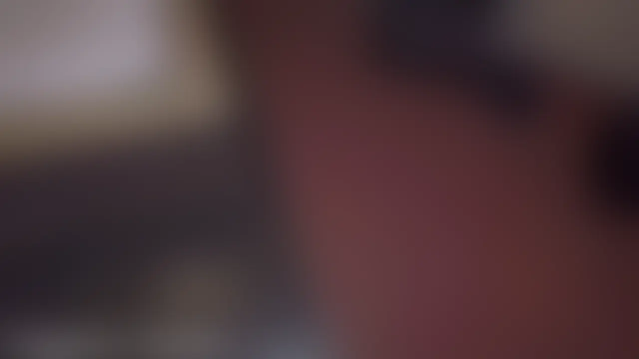 反響があったので続編コラボ。
前回は初回ということでゴムハメでしたが今回は生中出しを解禁!
可愛い彼女を彼氏さんの前で喰うのはもう最高です。
奥を掘ると軽くイクので吊り橋やバックで抉ってきました。
これでもかと犯した後は至高の中出しフィニッシュ。
アイマスク全編36分38秒(単品販売あり) (2/2)