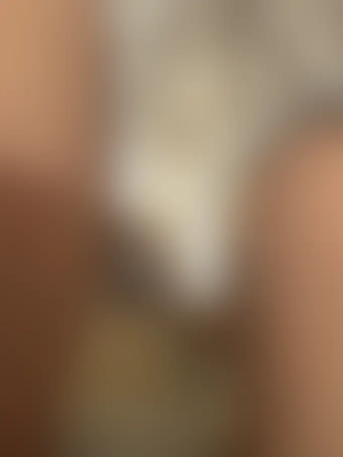 るる👙(🥼看護師目指す女子大生💉)「今日のルルの脱ぎたてパンツ🥰」の投稿サムネイル