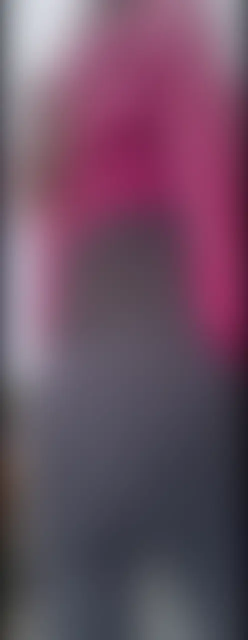 ディルド入れてスキニーパンツでお散歩。だんだん出てくるのが気持ちいい🩷パン線も見えてて恥ずかしいです。。。 sample 1