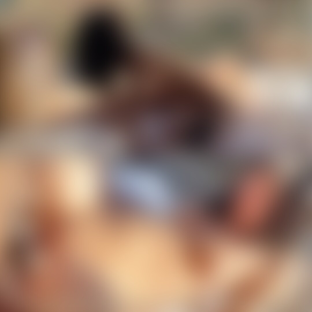 完全顔出し美女フル動画‼️
黒髪ボブのムチムチ癒し系女子と日の元で生中出しSEX💕
普段は物静かで大人しい性格がSEXは誰よりも積極的❣️
Ccup/156cm/52kg (2/2)