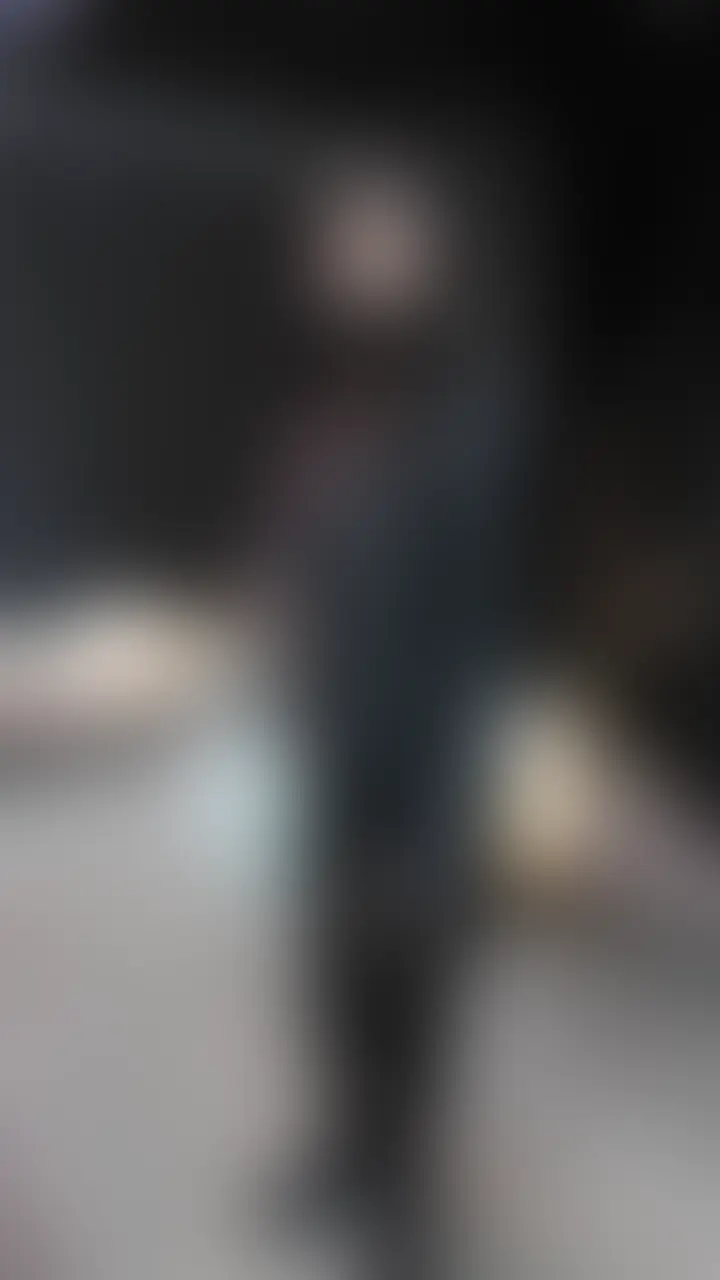 初解禁ガチャでも公開中▶https://myfans.jp/gachas/cdf5d7a7-ce11-4ae7-a93f-add91b1caecd
ALL888円でハメ撮り&潮吹きオナ全部入りだよ💕
大好きな某お姉さんキャラのコスプレしてみたら、
ちょっと気分が上がっちゃって…♡
みんなわかるかな…?
このまましたらどうなっちゃうんだろう…
とか思って、
呼び出しちゃいました。
愛用のおもちゃを使いながら
たくさん舐めさせらたり…
目の前でオナニーして、
たくさんイッた後に入れてもらったら、
入るたびに気持ちよくてゾクゾクしちゃった🫠💕
あと、下乳えっちです…
これはこっそり見てほしいやつ。笑
騎乗位もたくさんしたけど、
後ろから突かれるたびに
だんだん意識が遠のいちゃって…
気付いたときには、
たくさん喘ぎながら
中出しされちゃいました。
こんなえっちな□ビンだけど、
いいよね?♡ (2/2)