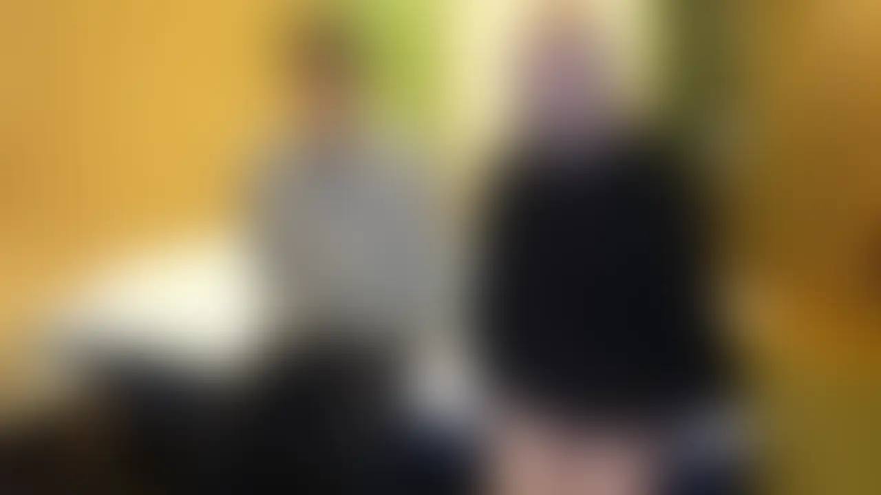 遂に彼氏登場!
過去2作品の彼女とのSEXを動画で見て、目の前で見てみたいと彼氏さんが遂に来てくれました!
初めて目の前で他人とのSEXを見せつけられ
彼女に中出ししたちんこをお掃除フェラさせられ
超絶屈◯NTR!
でもしっかり上書きSEXまでさせてあげました!
がっつり中出しを決める彼氏!
そして上書きSEXの上書きSEXで彼女にぶっかけ、
ザーメンで汚したまま2人を置いて帰りました笑
完全顔出し! (2/2)