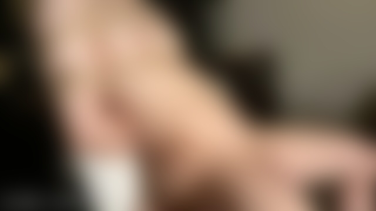 なかなかの巨根さん。迫力あるRuinedOrgasmに大量潮吹き、ご馳走様でした。 sample 1