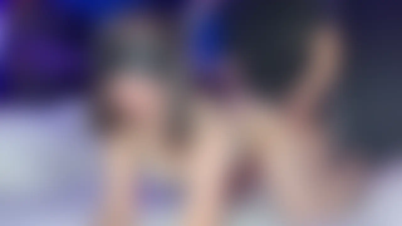 バチボコ懇願🔰女子大生/初めての他人棒生中交尾
固定カメラ編
🔞ここからシリーズ紹介文です↓↓
ふとフォロー欄を見ると、表垢みたいなJDを見かけて、思わずDM…
やはり表垢だったそうで、裏垢(サブ垢)の作り方が分からず、でもオナネタ()を逃したく無いと、フォローしてしまったそうで、なんとも不思議な子😳
インスタのアカウントも載せていて、そっちは顔出ししていたのを見てしまい、思わずこんなアカウントのフォロー外しなさいと言ってしまいました😵💫
そんなちょい不思議ちゃん、むちむちな身体で彼氏と毎週楽しんでいるそうで、でもプレイが優しすぎるのがネックだと…
イラマや痛いのは無し、竿でのピストンだけ奥までゴリゴリされてみたい、おもちゃ責めや拘束も🔰向けコースでされてみたい…なんて言われたので、黒髪マッシュな彼氏に謝りながら遠慮なく抱いてきました👍
🔞ここから本編紹介文です↓↓
前戯でほぐしたピンク色の膣に、ゆっくりずっぽり生チン挿入しちゃいましたありがとうございます。
プレイ中に彼氏持ちという事実が発覚し、より燃えてしまい、優しめのバチボコではありますが満足度は高かったです(僕の)
生中は予定外でしたが、ピルマンコということなので遠慮なくいただきましたが、その日の夜に彼氏と会うそうで…
いやはや複雑な心境です😵💫
19歳の膣奥にたっぷり出して、自作はみんな大好き主観編です🎥
固定で撮っています📹
ぜひいいね、保存、コメントをお願いします🔥 (2/2)