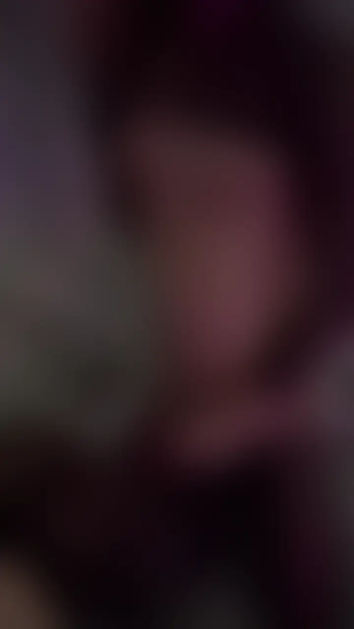 【年上JDお姉さん①🐈⬛】
足コキ&金蹴りされながら自分でしこしこ
おもらし射精でフィニッシュしちゃいました😭😭 (2/2)