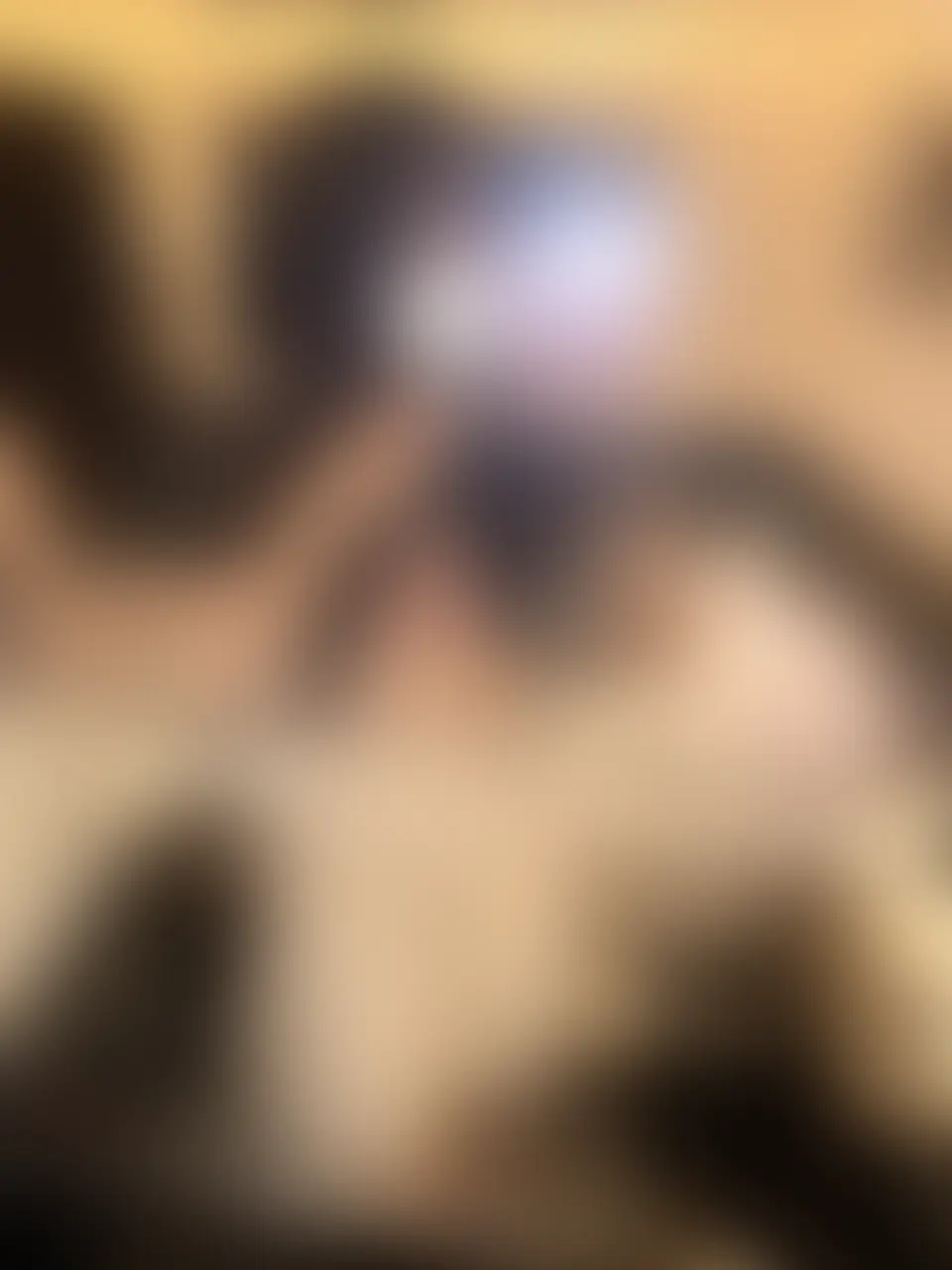 ハナコ(され妻😭)「SNSに載せられなかった写真もあげておくね さっそく入ってくれた方と…💕」の投稿サムネイル