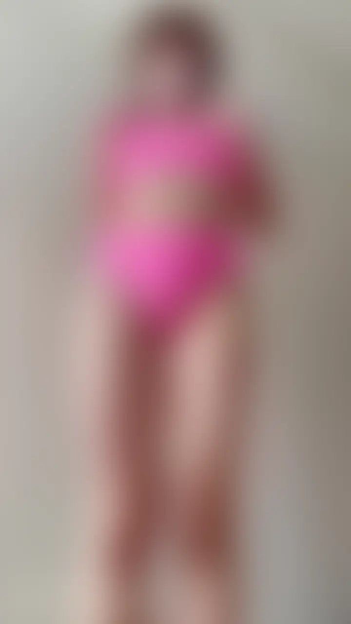 開脚して立ちオナトレーニング🫰❤️
突かれてなのか、疲れてなのか、
どんどんガクガクして軸がブレてイッちゃいました🫣💓 (2/2)