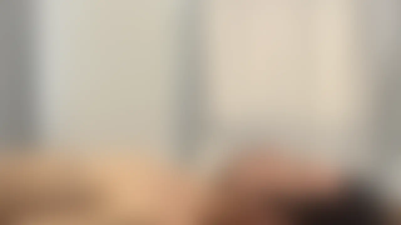 飲み屋で知り合ったお姉さん。年齢は30前半。
ぽっちゃりさんで少し天然な彼女に全体重のしかかり。
体は全く動かない状態で顔中好き放題舐められる。
No.45 (2/2)