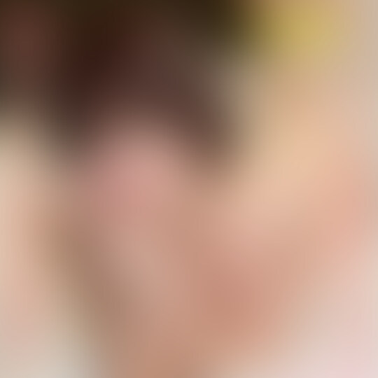 りほさん 25歳。
新婚の専業主婦。子なし。
◆◆◆サンプル◆◆◆
https://myfans.jp/posts/a487dace-fe43-4d33-bac8-59c49e0bb235
◆◆◆◆◆◆◆◆◆◆
お家は姑の目が光っていてゆっくりできないらしく外で暇つぶしをしていたそうで撮影OKしてくれました。
実際に撮影した写真です。 リアル8等身…モデルさんみたいです!!
美人でGカップ巨乳。人妻さんとは思えないツルツルなお肌。
出るところはしっかりでたメリハリボディ!!
むっちりお尻にひくひくアナルがたまんねぇです…
騎乗位で一心不乱に腰振ってましたがバックではガンガン突かれイっても止めないエンドレス鬼ピストン地獄!!
潮吹き&大量発汗で脱水症状寸前デカチンでイキ狂う、他人棒中毒!!
「精子中に出して」と懇願しちゃって
意識吹っ飛ぶ寸前まで鬼パコ。
VSIC審査番号:2102556 (2/2)