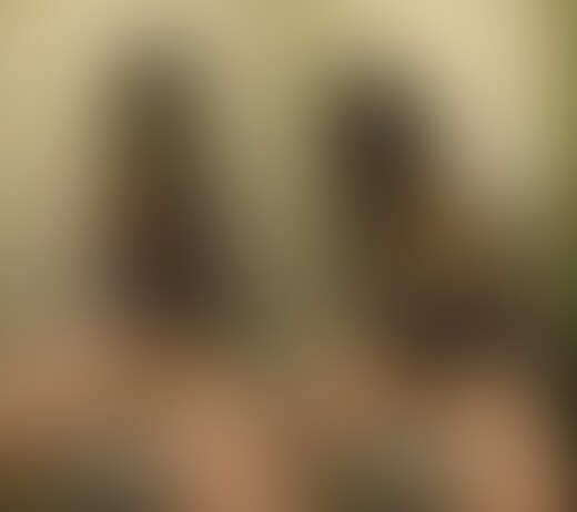 色白でスレンダーな女の子がスマホで何やら鑑賞しながらクリトリスを弄っています。
キレイな乳首を摘まみながら激しく喘ぎイってしまう姿がいやらしいです。 (2/2)