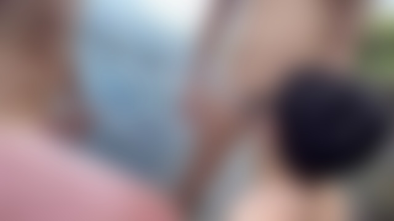 真夏の海岸で生SEXしています(*^^*) sample 1