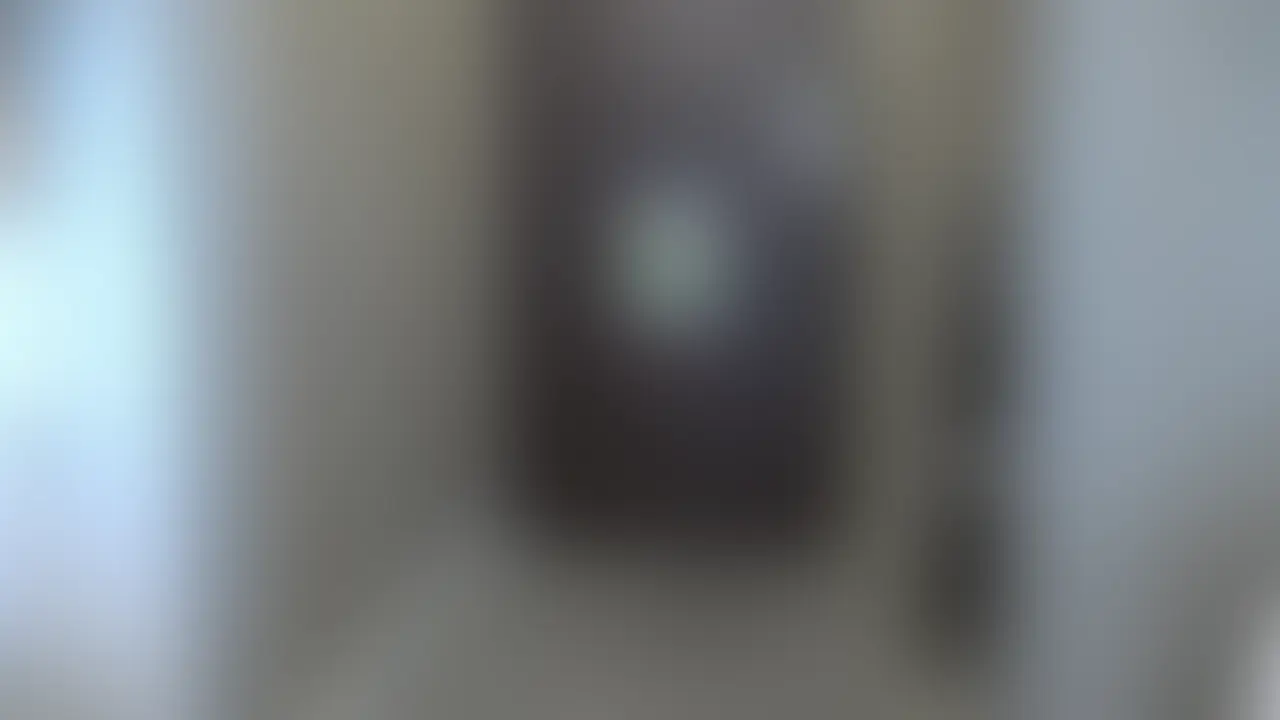 【デリヘル】らんちゃん【即尺フェラ】
出会ってすぐにフェラチオ即尺コースと顔出し動画撮影コースのオプションでデリヘル風俗嬢のフェラ抜きを撮影しました。サービス抜群、愛嬌抜群、テクニシャンの濃厚フェラチオサービスでどぴゅどぴゅ口内射精! (2/2)
