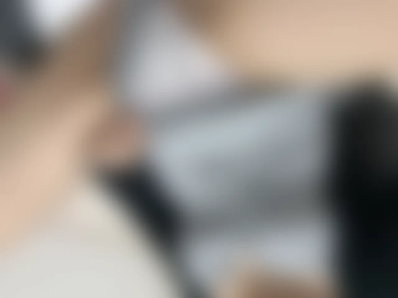 ゆちゃん「ムラムラムラムラ💕💕 今日初めて潮吹きした〜🥺 オナニー毎日しちゃうのって私だけ？」の投稿サムネイル