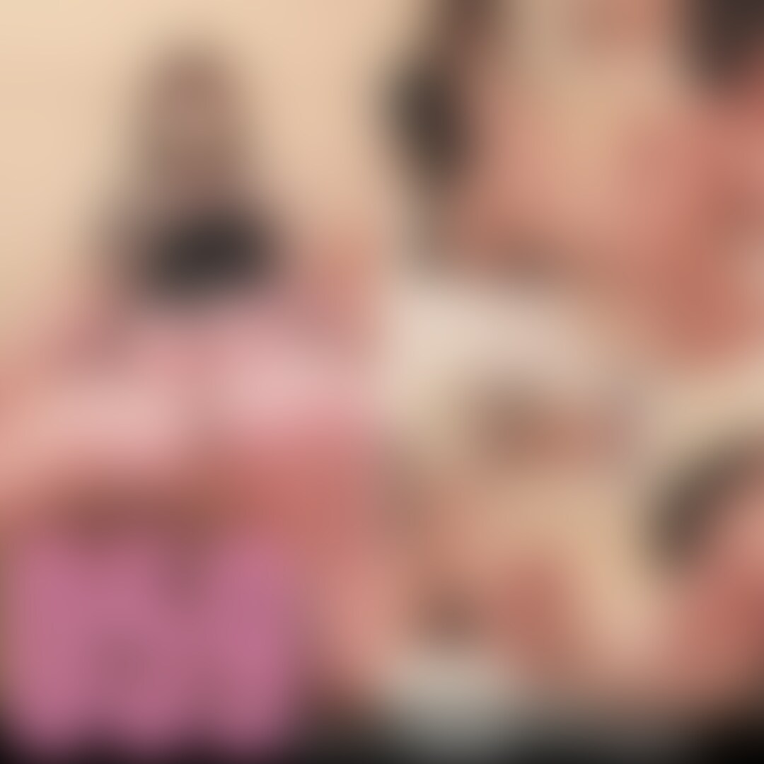 焼肉屋バイトのS級美女JD りこちゃん🐰
初めての足舐めにエロい反応と表情..
足のサイズ:23cm
今回の美女は都内某チェーンの焼肉屋
でバイトしてる女子大生りこちゃん💕
顔が可愛いのはもちろん...
初めての足舐めに引きつる表情が
なんとも可愛らしいです!!
実は足裏が性感帯だったのか、
時々漏らす吐息がさらなる興奮を🥰
※実は舐められたことないだけで、
足裏が性感帯な女の子が多いことに気づきました笑
そして、この日の撮影では素足ローファーで来てくれました!来るまでに人目が気になったと恥ずかしながら語ってくれました😅
匂いは、革靴の中に皮脂や汗などの汚れが溜まって
それが乾いことで酸っぱい悪臭を放っていました。
こんな可愛い子の酸味臭は大好物です!笑
興奮しながらたっぷりとベチョベチョになるまで
足の裏から足の指、隅々まで舐めつくしました👅
こんなに可愛い女子大生の初めての足舐めは
貴重です!ぜひご堪能下さい!! (2/2)
