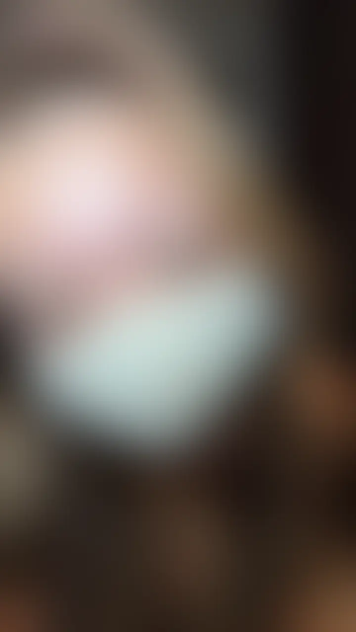 ⭐️口元ボカシ有⭐️ゼロ距離の誘惑💕濃厚唾液💦画面舐め👅
さち史上初の‼️画面舐め動画👅
舌使いと囁き声と唾液が
本当にキスしてるかのような・・・
めちゃくちゃ生々しい感じだよ😍
さちと濃厚なキスしたくなった??😝💕 (2/2)
