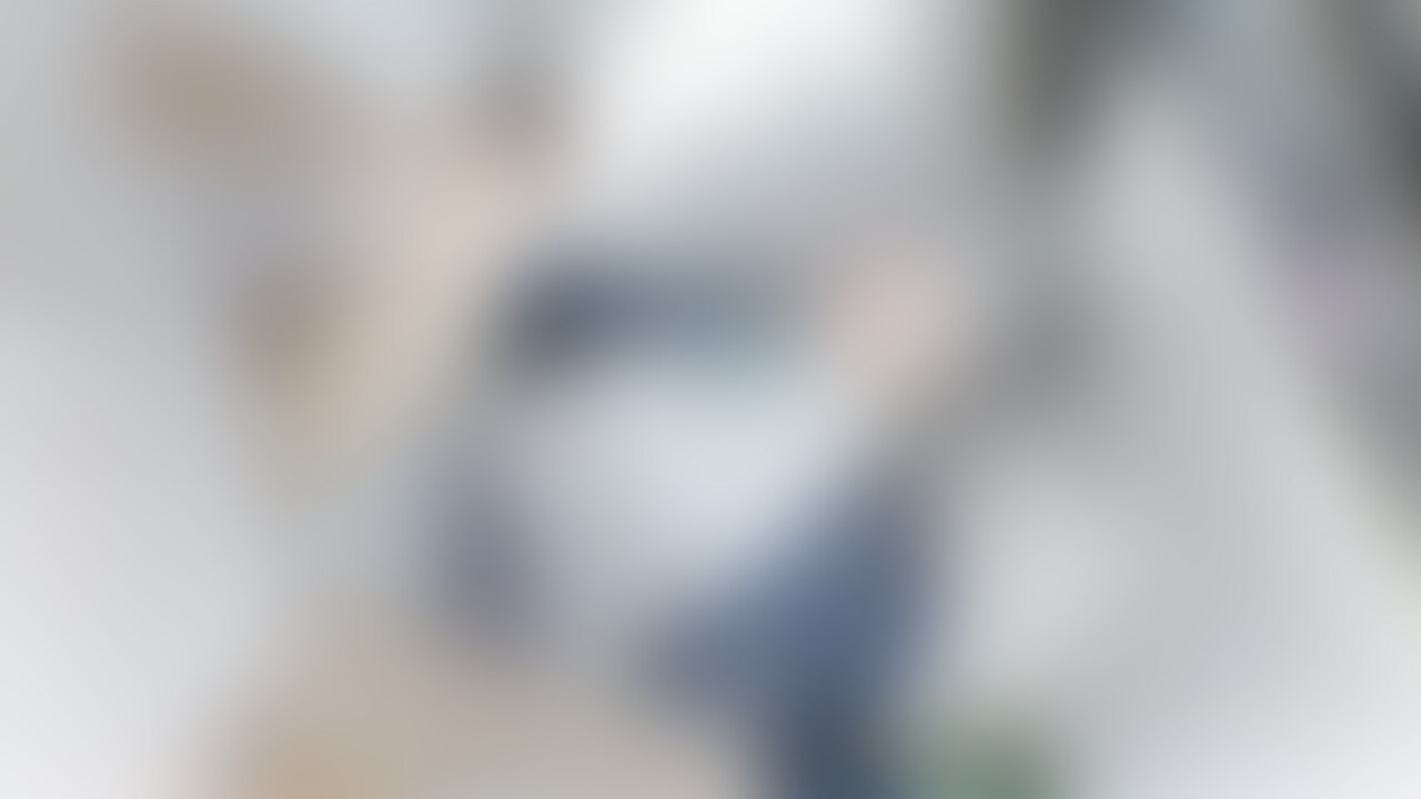 🤍シ●コと先生の子作り演習💙

「ねぇ 先生…、○○○の作り方って知ってる？」

······

■再生時間
約16分42秒

■収録内容
・いちゃいちゃ手繋ぎ愛撫・キス
・立ちクンニ
・四つん這いフェラ
・ノーハンドじゅぽ音フェラ
・ずらし挿入 生〇メ正常位
・手繋ぎイチャラブ正常位
・だいしゅきホールド絶頂
・連続中〇し

※ 身バレ防止のため顔にモザイクを入れています。
予告なく動画を削除する可能性もございますのでご了承下さい。 (2/2)