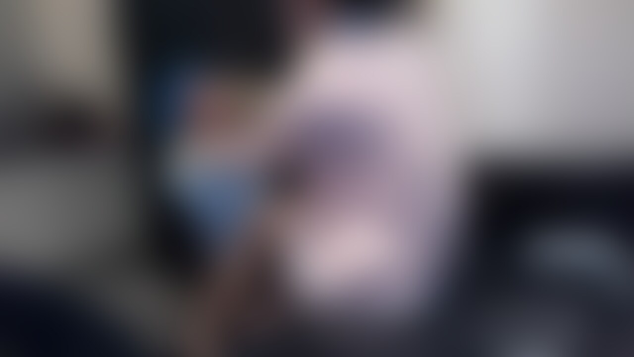 口腔内ゴム手袋責め
○○○束し、開口器を装着して口の中をゴム手袋で責めます。大好きなゴム手袋を口の中いっぱいで感じる可愛いマゾ🤭 (2/2)