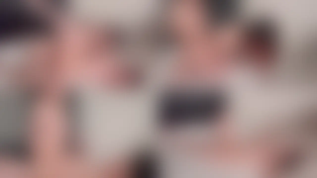美乳美大生さんとの密会④
経験が少なくて、2回目のsexなのにいきまくりのドMな美乳な美大生さんでした。スタイル綺麗すぎてやばかったです、、
夜に寝ているところを⚪︎った動画です。 (2/2)