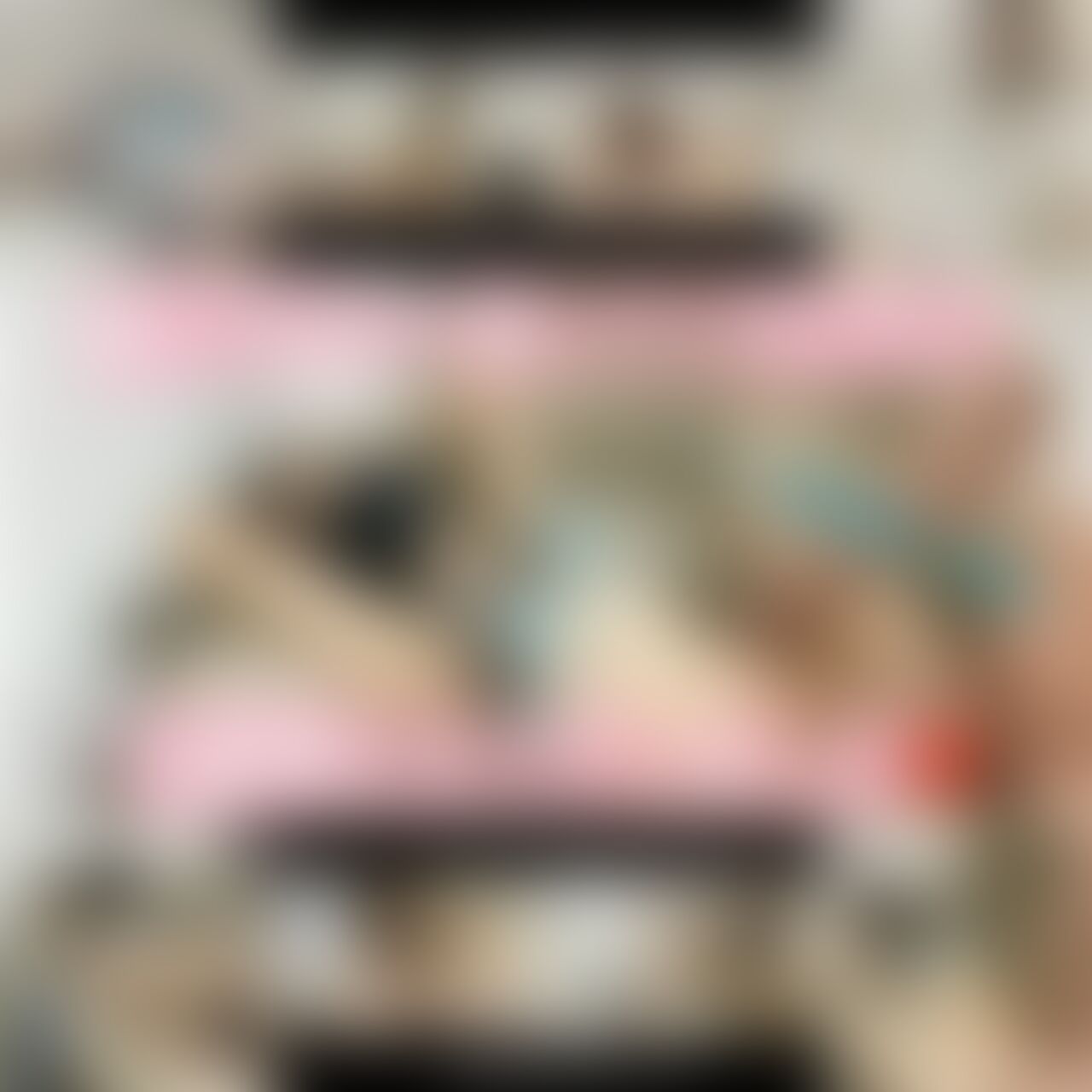 洗濯機に続きソファ-も買ってもらっちゃった😍
10月で秋だけど、お礼に彼の好きな水着着て誘惑♡
御奉仕するつもりだったのに興奮しすぎたみたいで
襲われちゃいました笑
この動画フェラと騎乗位長いかも🤭
横からフェラするのえっろ笑
今から寒くなるし今年は水着動画これが最後かな⋯
ソファ-でえっちってえろいよね💕
⚠️4.5回審査通らなくて、編集し直して投稿遅れました🙇♀️
すみません💦騎乗位後ろから近くで撮ると普段使ってるモザの濃さじゃ薄いみたい😭 (2/2)