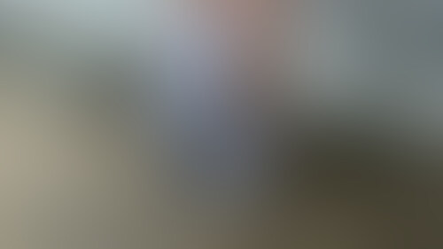 土とか砂場ではない場所でススとか埃で白い靴下が汚れる動画が見てみたいです。 (2/2)