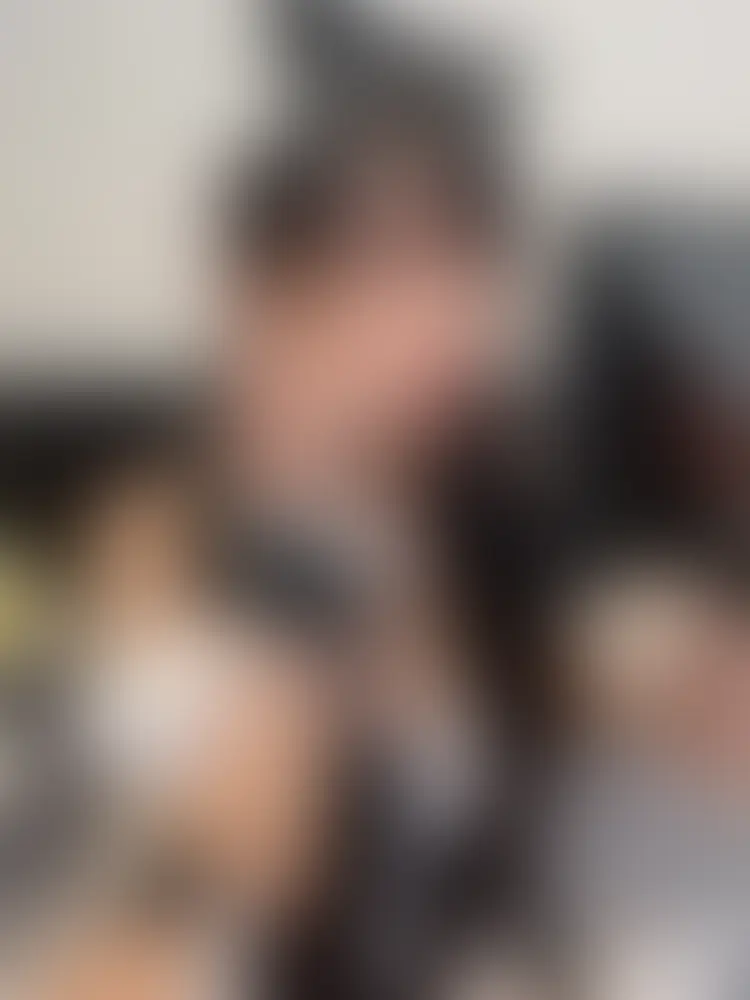 いいたいことがある！！！
さっき電マでオナニーしてたら、イクまであと15秒ってとこで
動画切れてました！！なんで！！！
自分でやると遅漏な気がします。...なんで？
ということで、人に当てられたら、
どれくらいでイクのか試してみたいと思います。 (2/2)