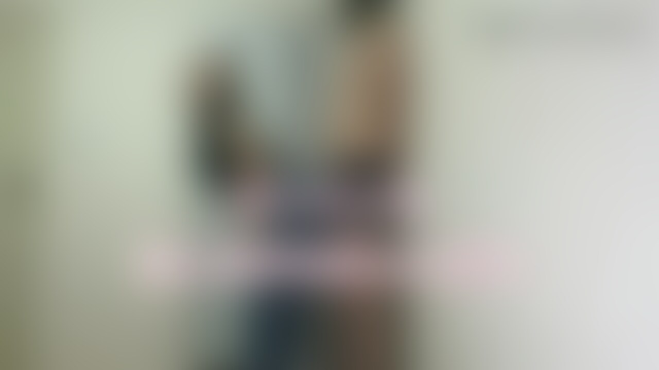 【100】尻こきだいすき変態さん🍑
分厚いジーパン生地でコキコキされたいんでしょ!
小さめちんぽの変態さんのちんぽをいじめました❤️スリスリ
他の女のお尻じゃこんなの味わえないんだから!😈 (2/2)